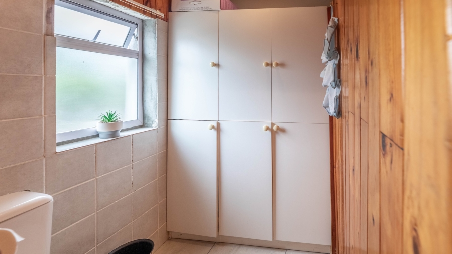 3 Bedroom Property for Sale in Bothasig Western Cape